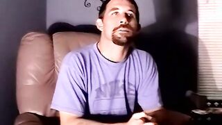 Hardcore masturbation with older dude with hairy chest