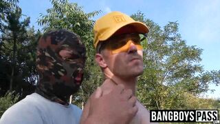 Muscular dudes having cock eating orgy session in the rooftop