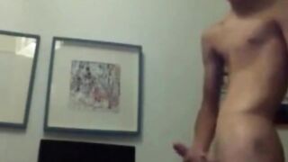 Cute Twink's Sexy Webcam Handjob
