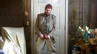 Str8 Israeli daddy jerk off in suit