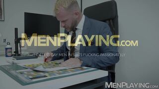 Coworkers Guillaume Wayne and Malek Tobias ass breed in toilet