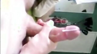 Big Amateur Cocks Masturbating and Shooting Huge Loads9999