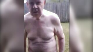 Naked Mature Men Outdoors on Cam8888