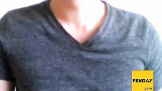 Hunk Plays on Webcam00000