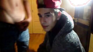 First Time Dick Sucking Experiment for Two 19yo Twinks5555