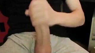 Big Cock, Huge Load! Amateur Handjob by a Man with a Big Dick!
