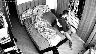 Voyeurcam, guy milking off and observing porno.